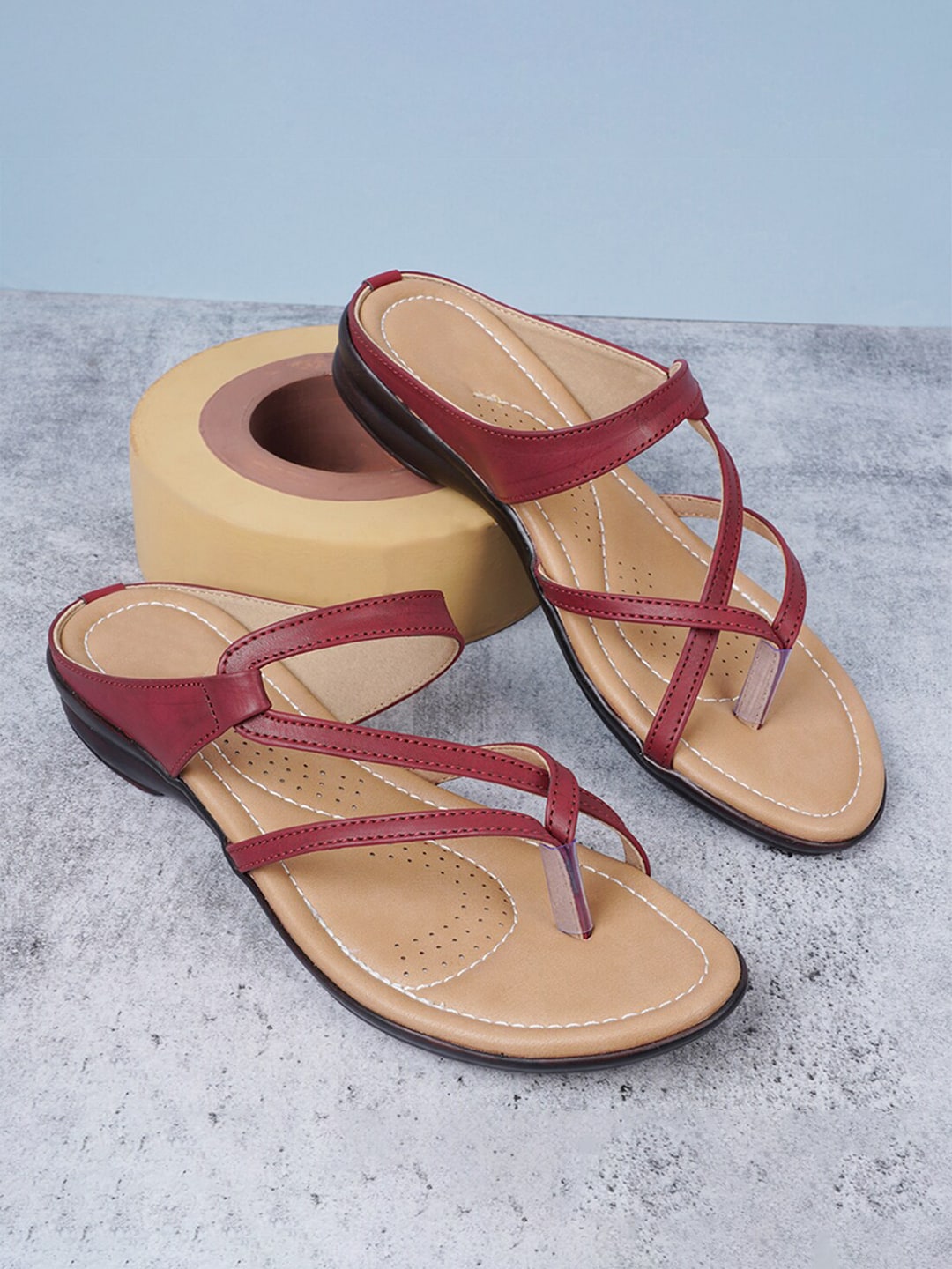 Style Shoes Women Maroon One Toe Flats Price in India