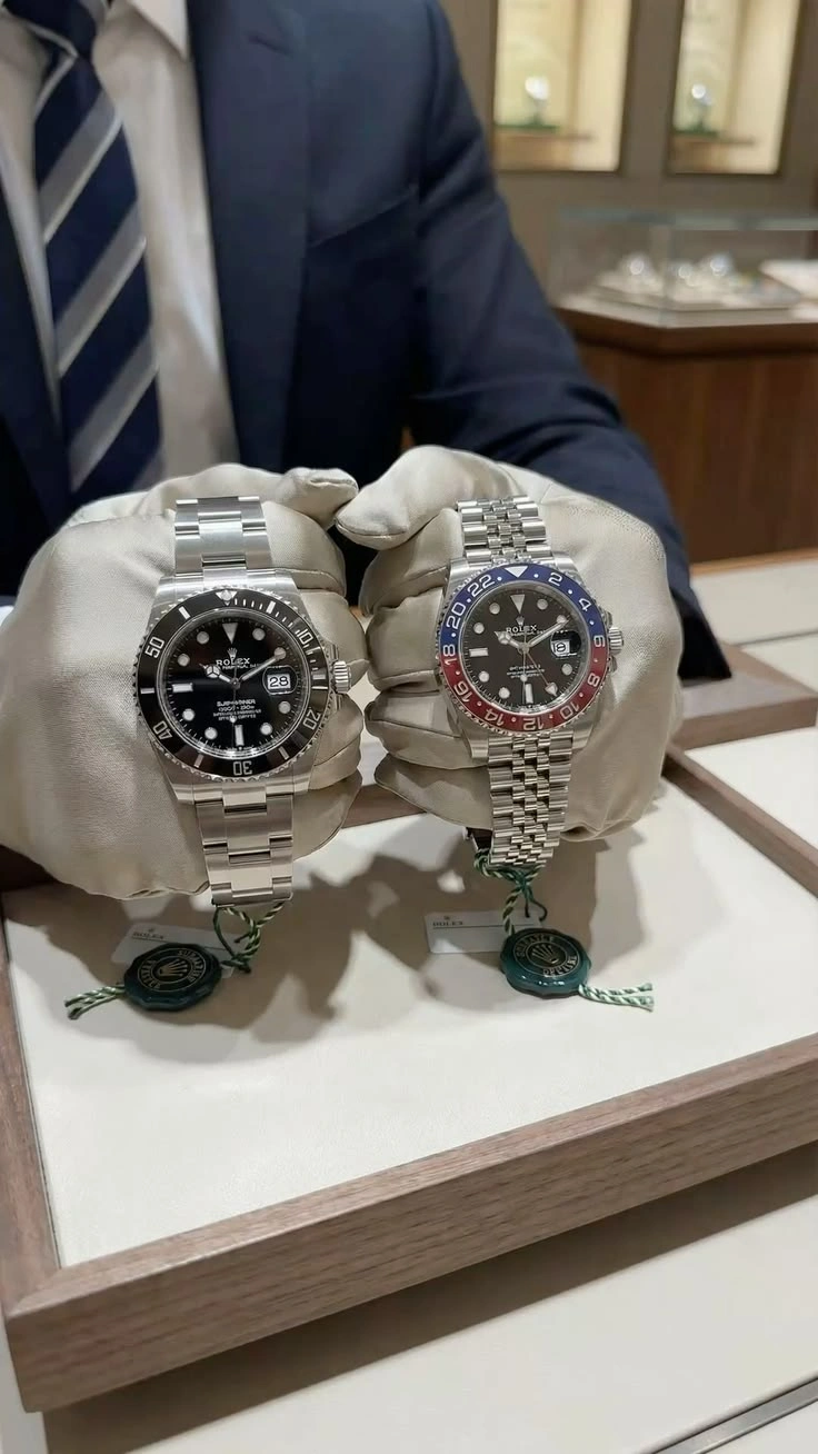 Looking for a Watch Showroom Near Me? 