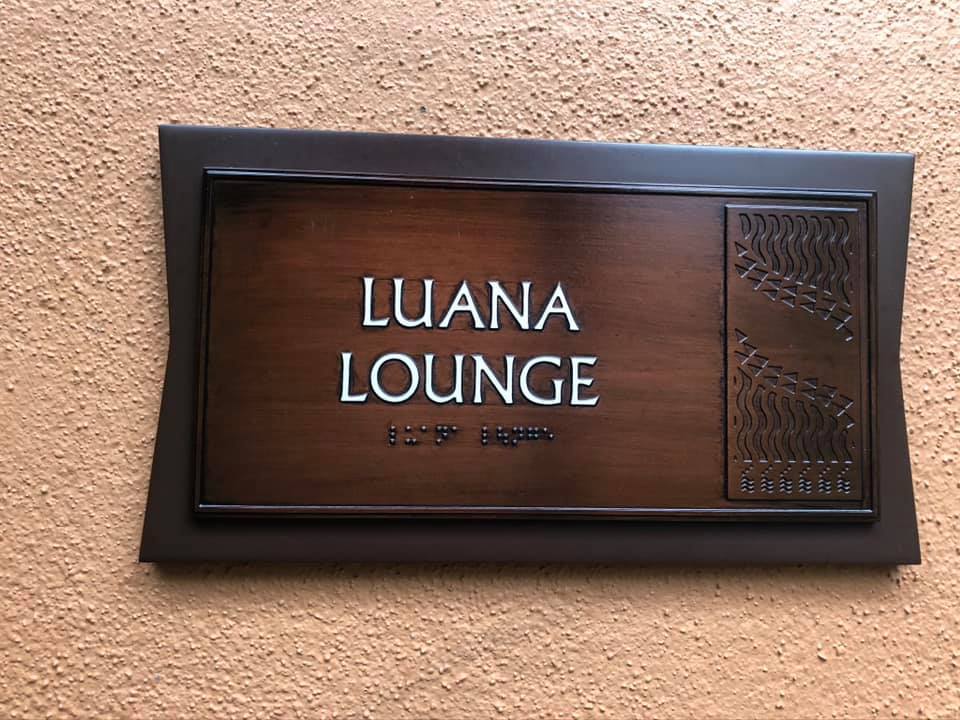 Luana Lounge