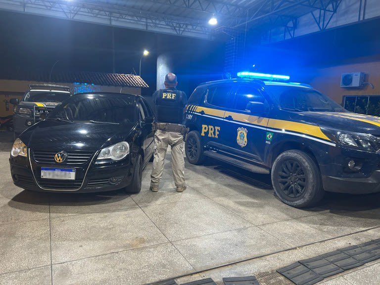 PRF flagra veículo com sinais de adulteração durante fiscalização em Piripiri