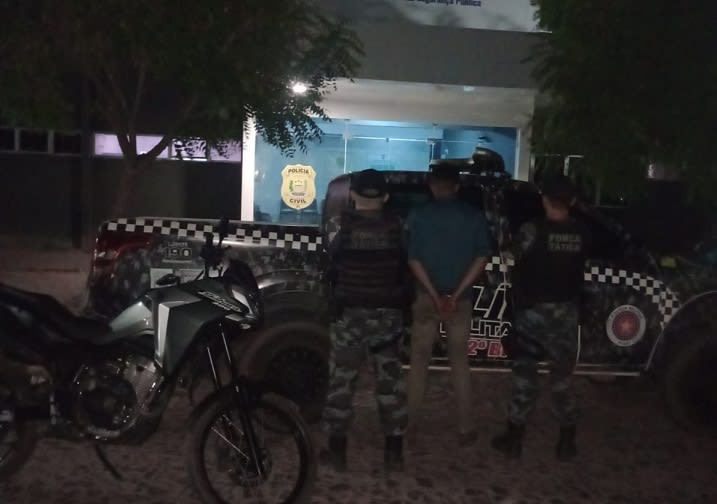 Força Tática recupera moto clonada e prende suspeito em Piripiri