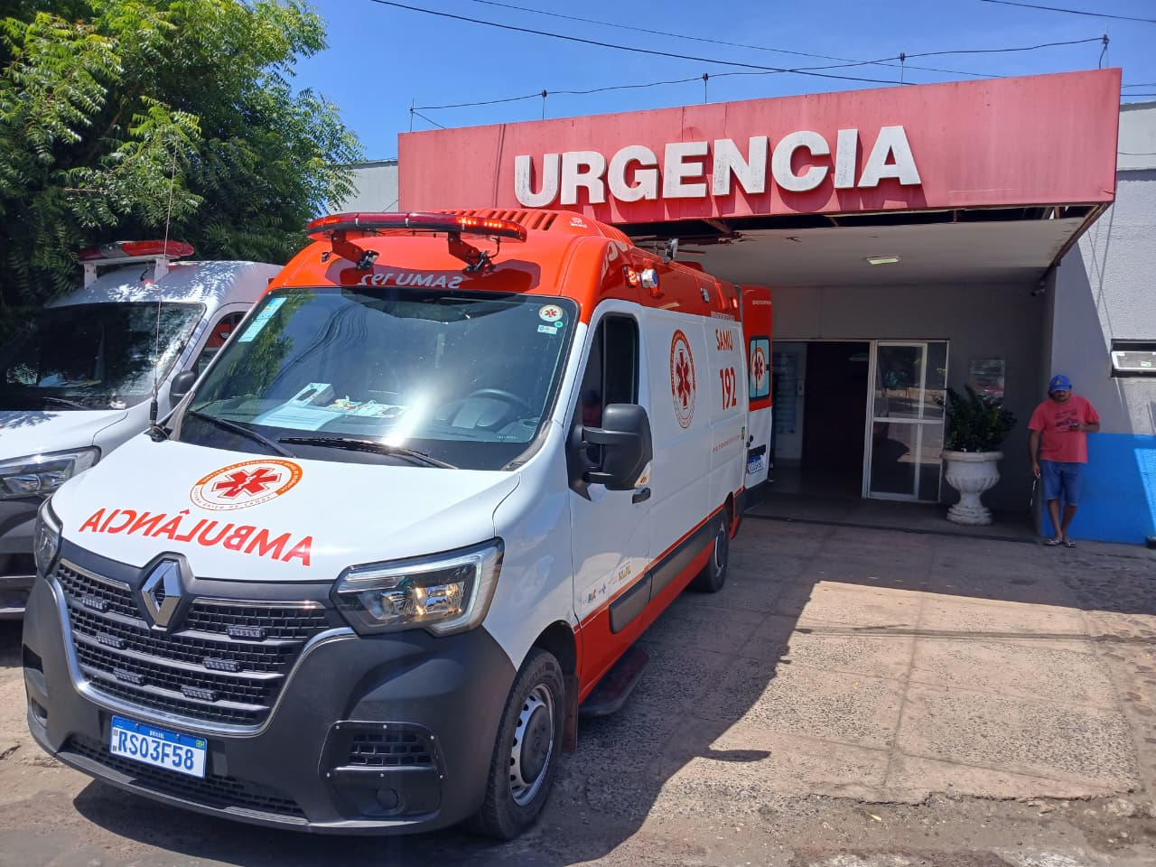 Homem fica ferido após cair de motocicleta em ponte da zona rural de Piripiri