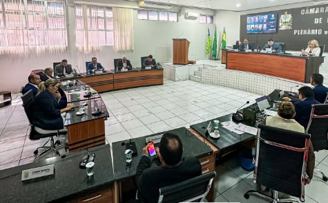 Vereadores cobram providências da Águas do Piauí diante da crise hídrica 