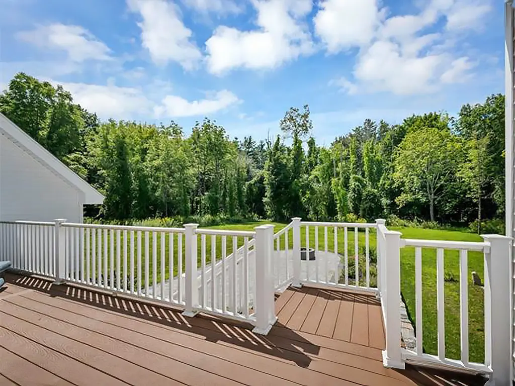 11 Goodrich Rd