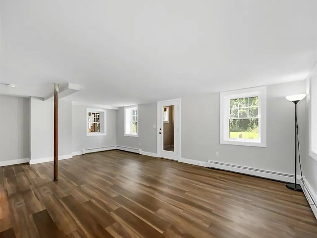 11 Goodrich Rd