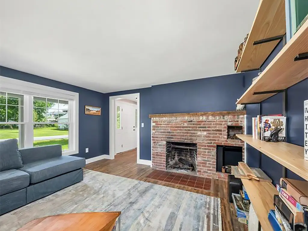 11 Goodrich Rd