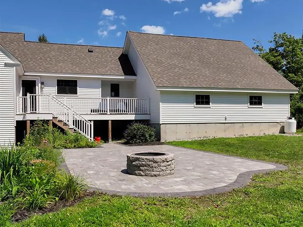 11 Goodrich Rd