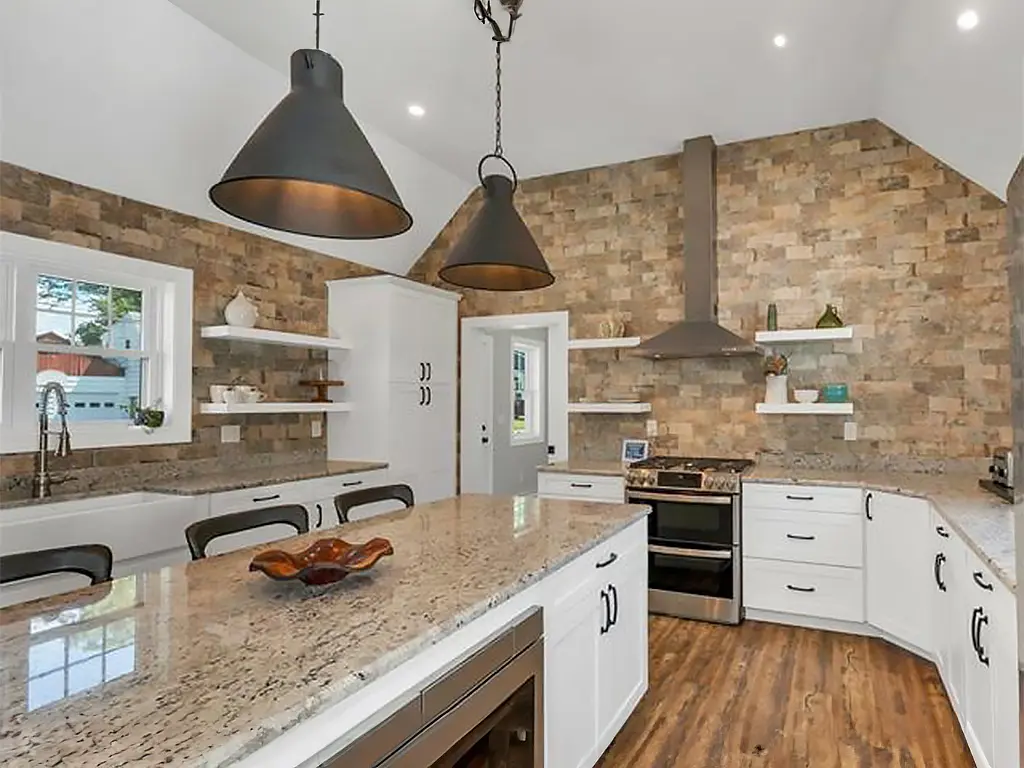 11 Goodrich Rd