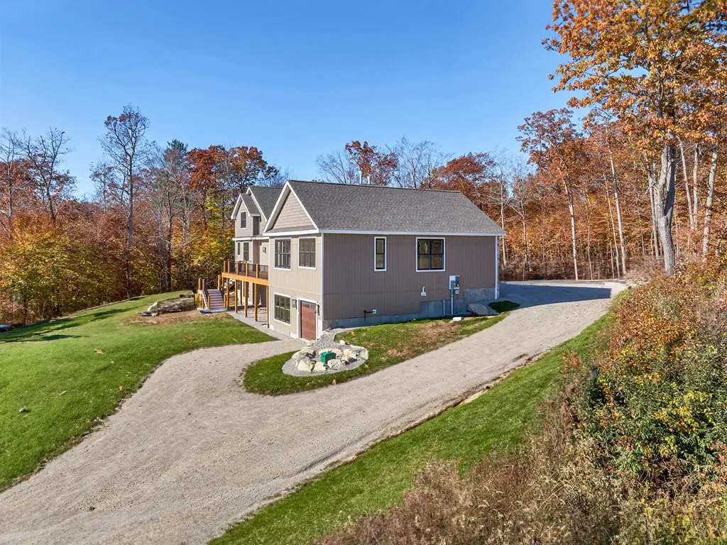 175 Ambrose Way