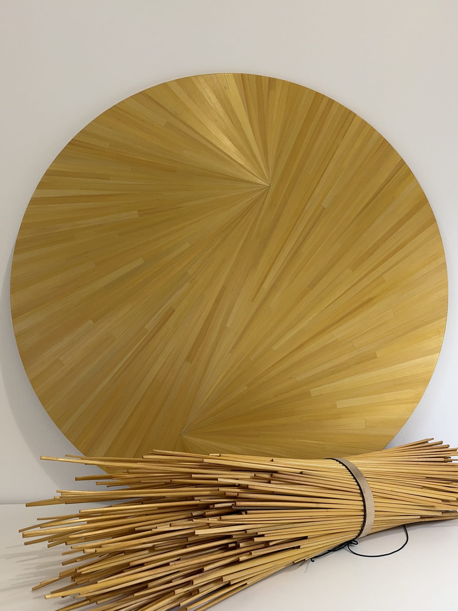 Œuvre de Cécile Rivals — marqueteuse de paille