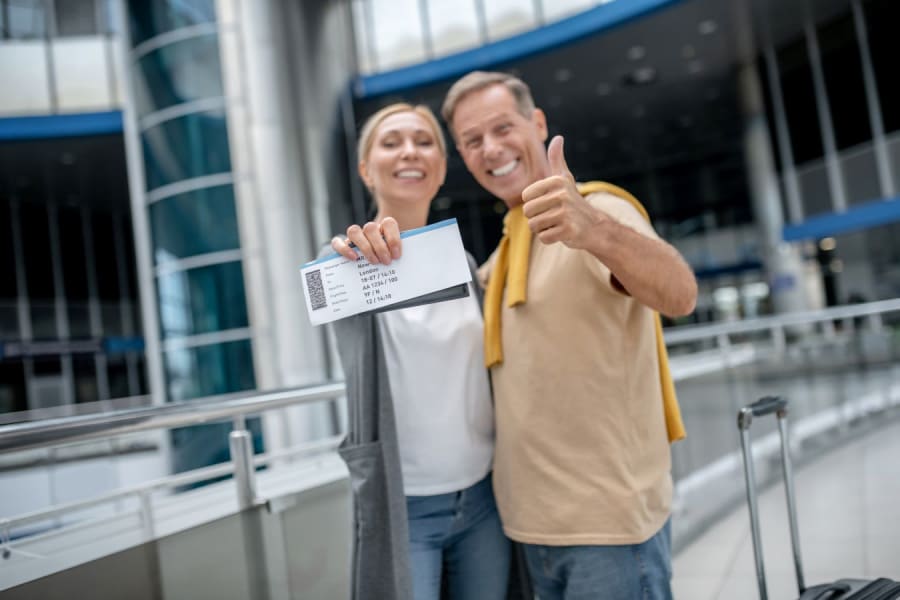Does Alaska Airlines Have a Senior Citizen Discount?