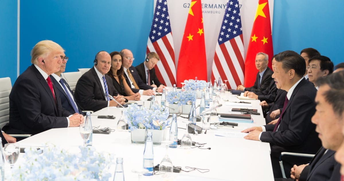 Usai KTT Beijing, Trump dan Xi Sepakat Prinsip Tapi Tanpa Komitmen Konkret — Apa Artinya bagi Dunia?