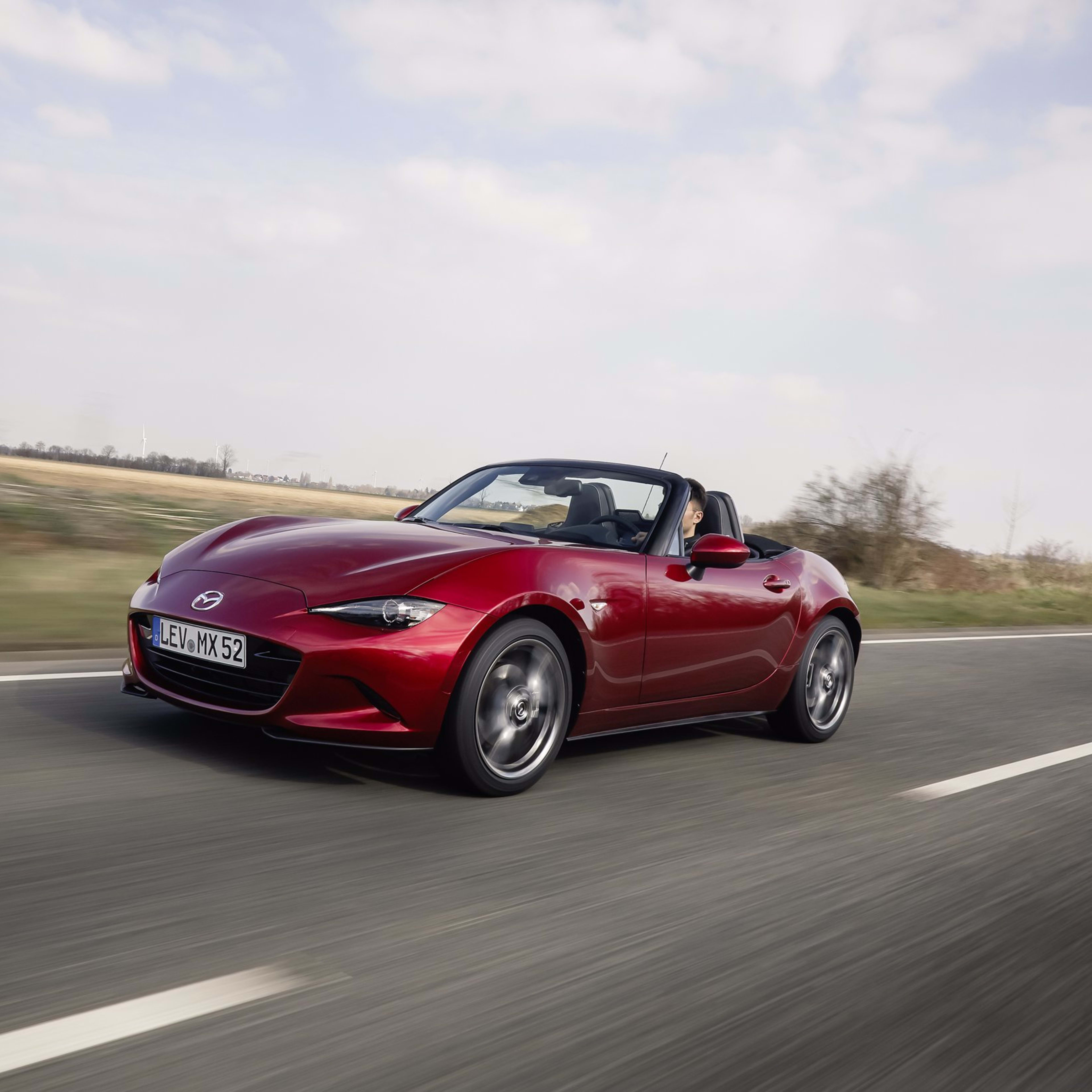 Mazda MX-5 Roadster 2024