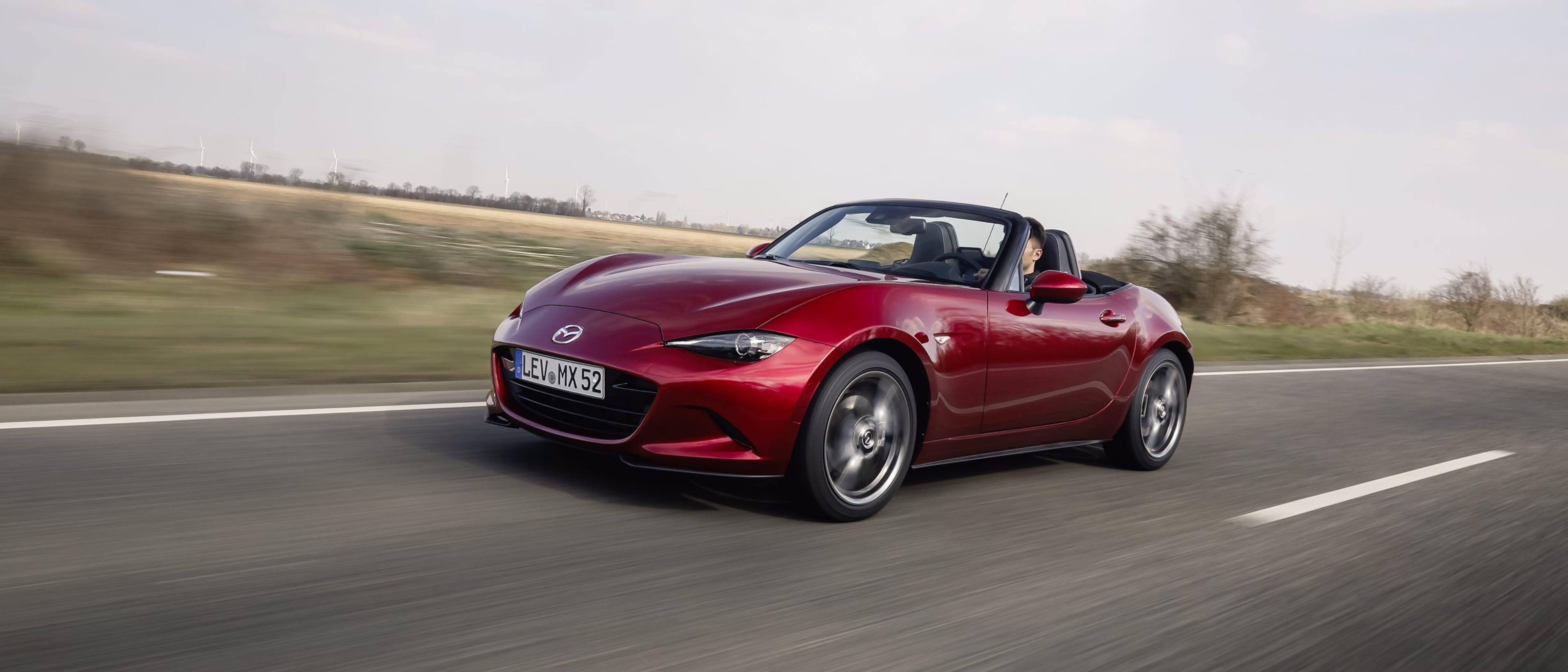 Mazda MX-5 Roadster 2024