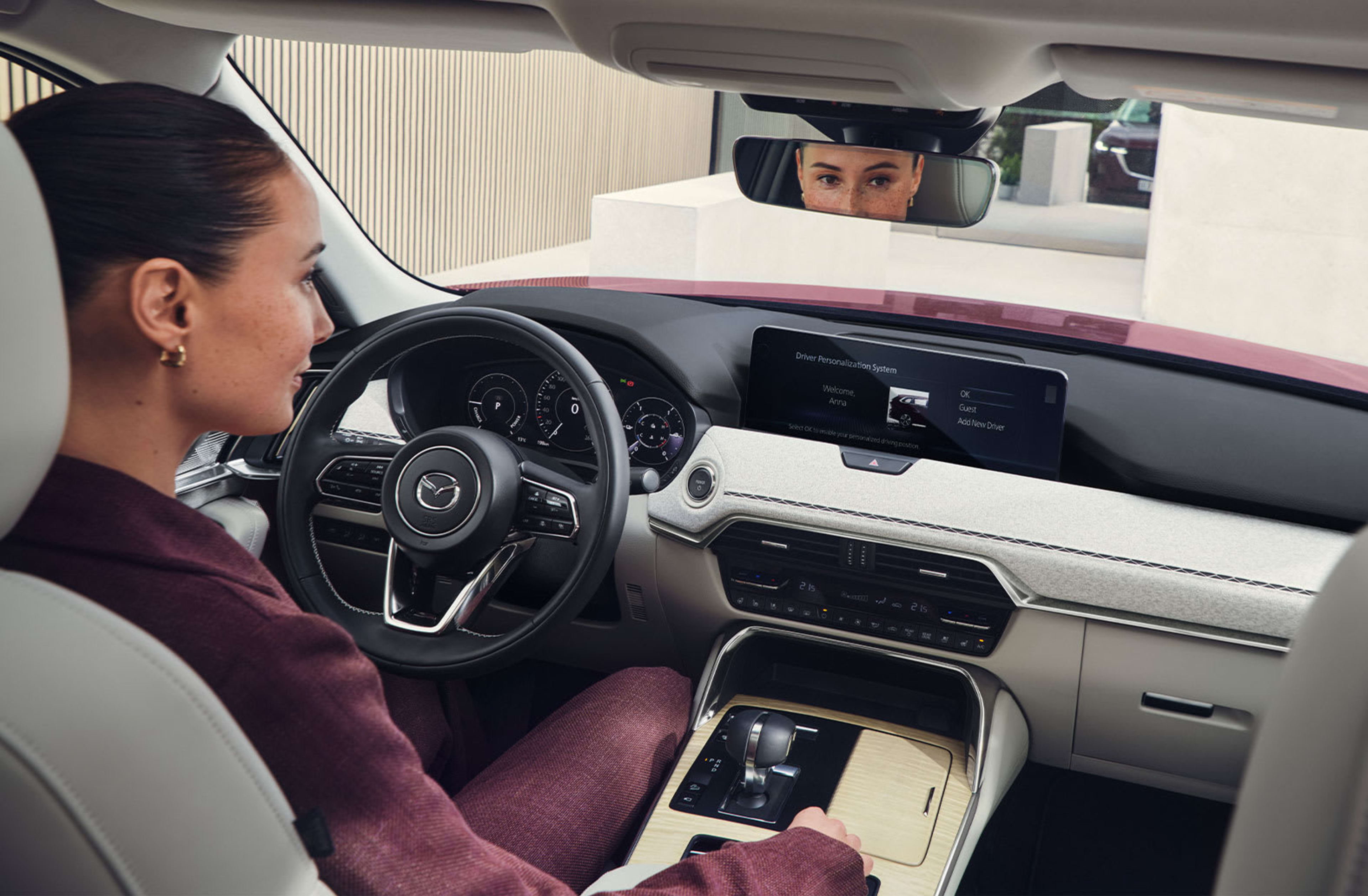 12-gallery-carousel-cx80-desktop-2_tmf0fe