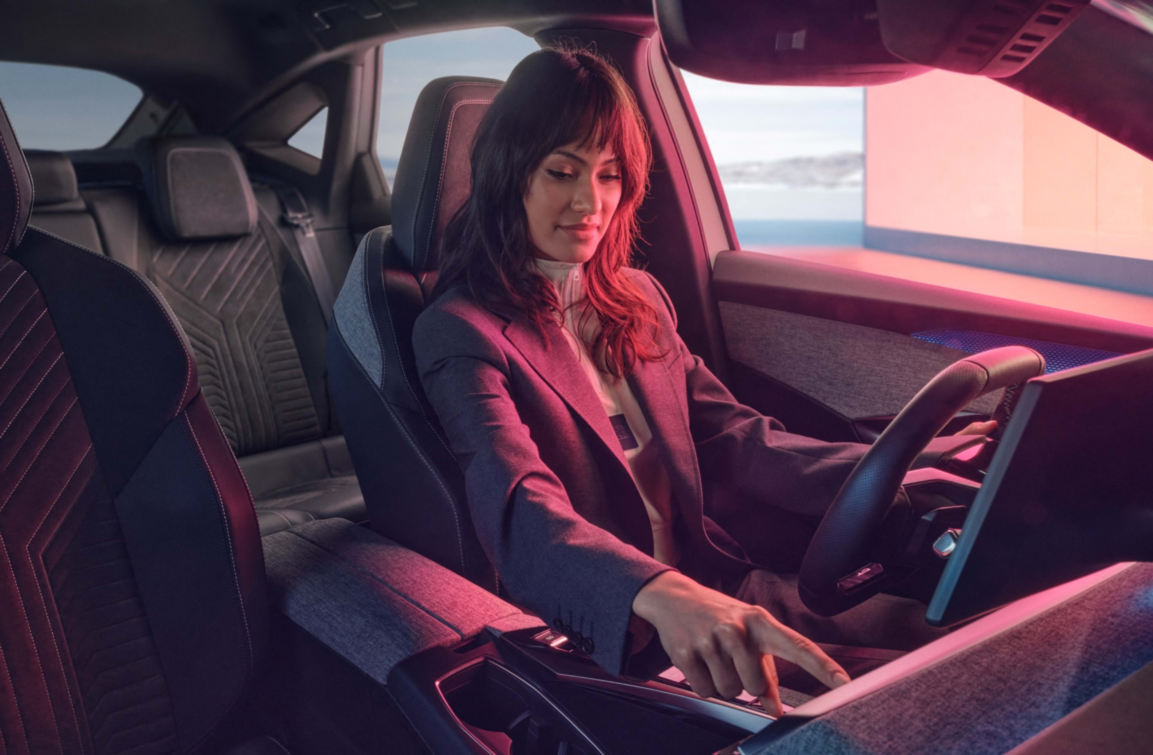 E-3008_gallery_interior_4_D_1920x1080_cbmis0