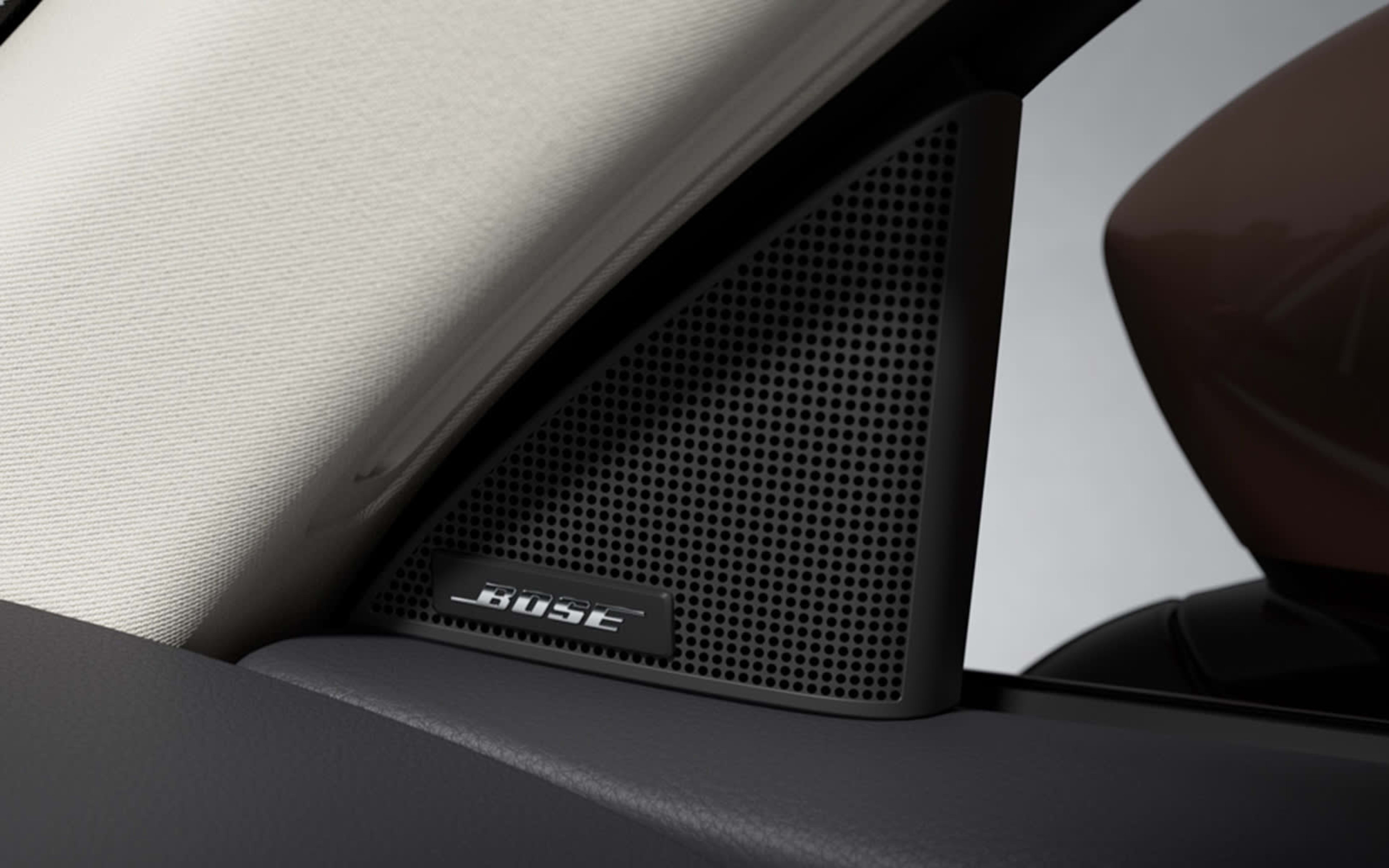 07-gallery-carousel-cx80-desktop-2_xpigbh