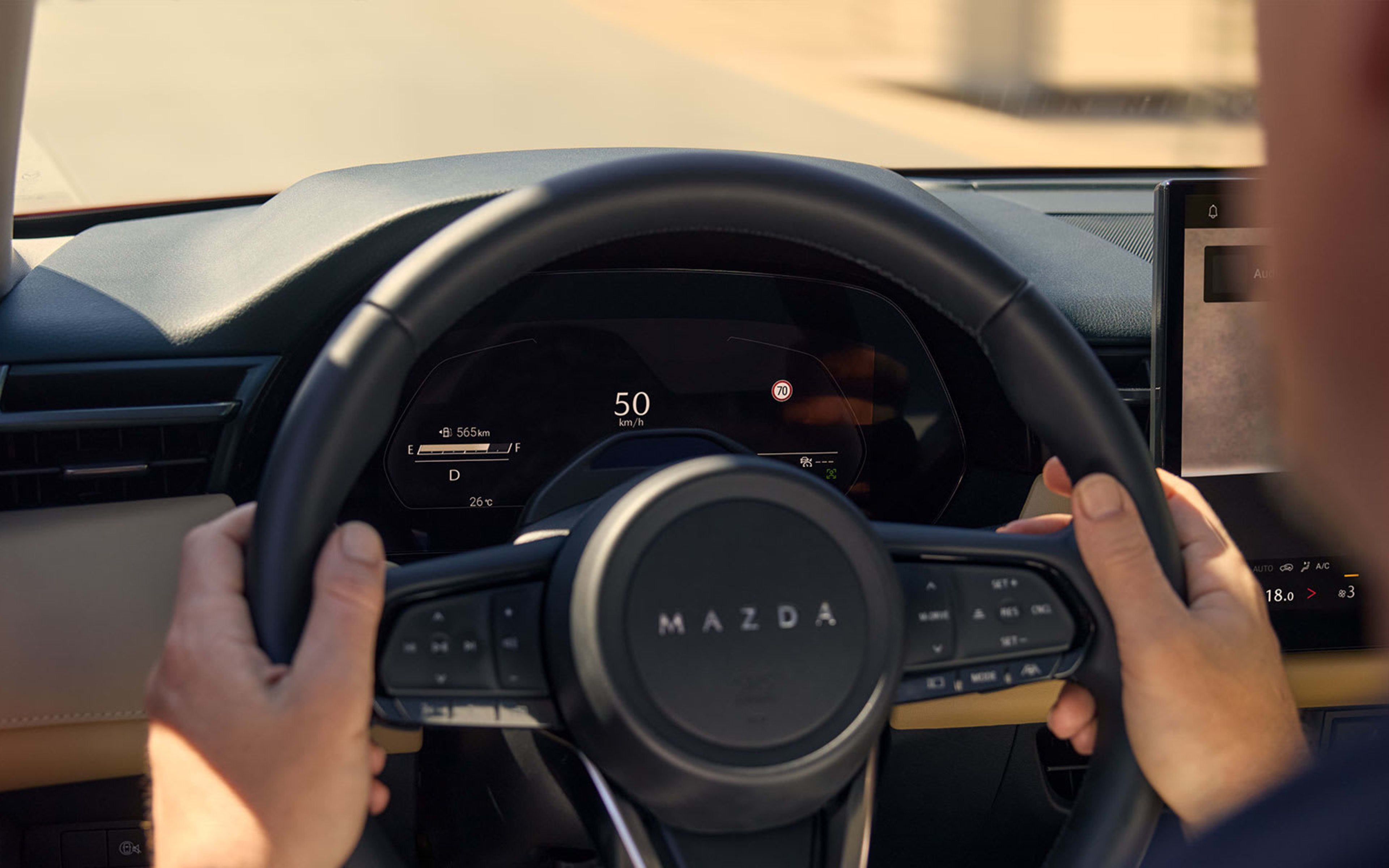 06-cx-5-gallery-carousel-desktop-32_fetoqg