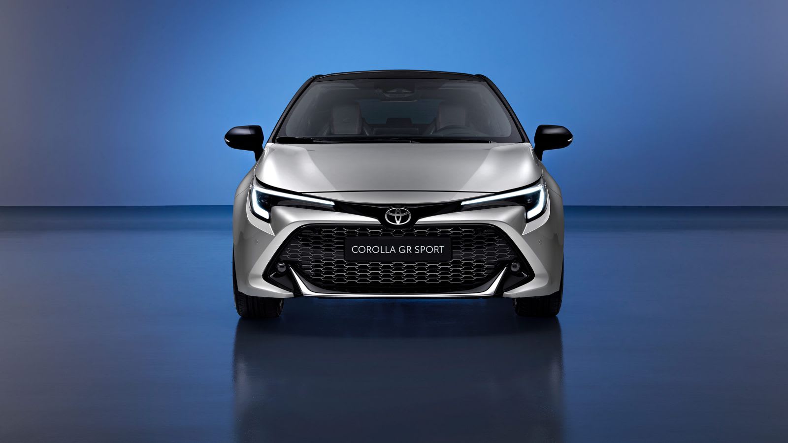 Toyota: Coroalla Exterieur Kühlergrill_39322a4d-6465-41d4-b170-baabfe3e5fd7