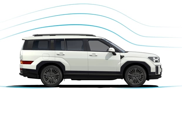 hyundai_santafe_exterior_2024_phev_shot05_side_lights_on_edit_bu9kbe