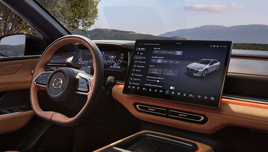 09-mazda6e-expandable-card-technology-2-touchscreen_brqsyr