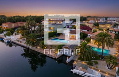Espectacular casa o chalet con amarre privado en Empuriabrava