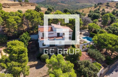 Chalet independiente en el Puigrom con vistas a la bahía  en Roses