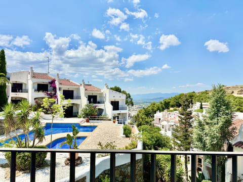 Casa con licencia turistica y piscina — 3