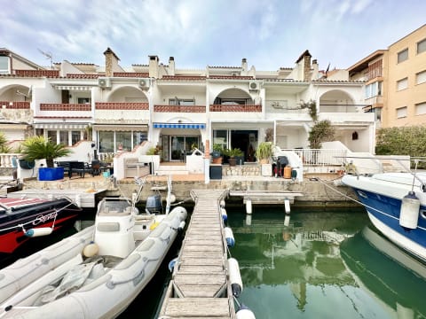Casa con amarre privado y garaje en Santa Margarita — 4