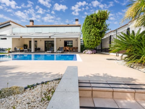 Casa moderna en Santa Margarita con 22m de amarre — 4