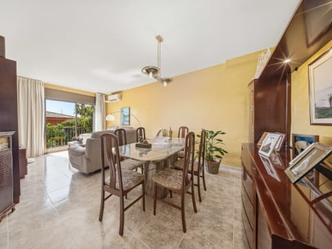 Chalet adosado en venta en Palau Savardera  — 2