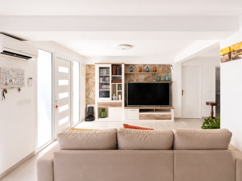 Apartamento muy amplio en Canyelles — 5