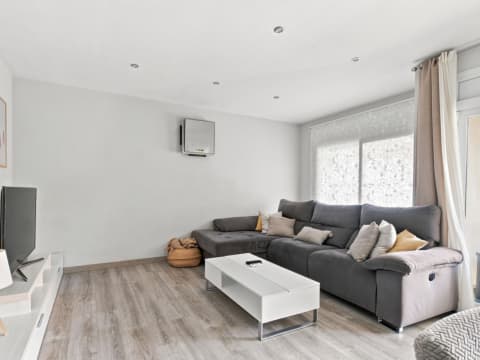 Casa en venta en Palau Savardera — 4