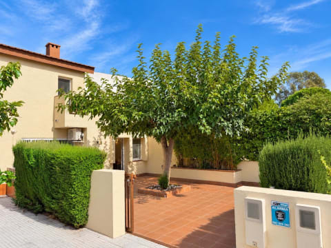 Casa en venta, en la urbanización Port Estrella — 3