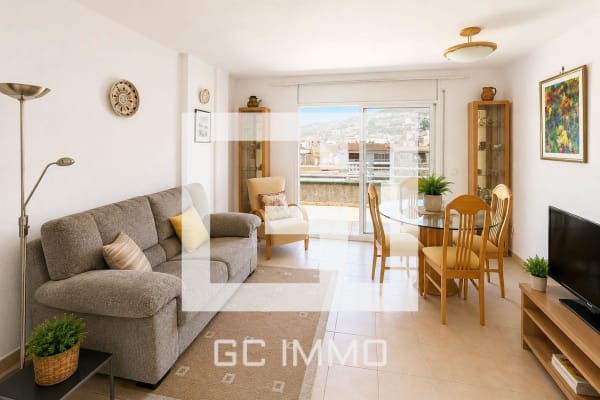 Ático dúplex en venta en el centro de Roses, a 100 m de la playa y del puerto en Roses
