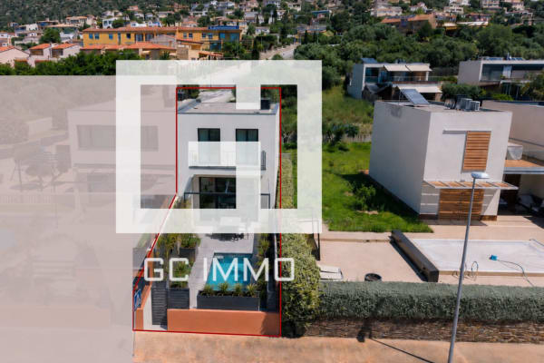 CASA DE OBRA NUEVA CON PISCINA EN PALAU CON INCREIBLES VISTAS  en Roses