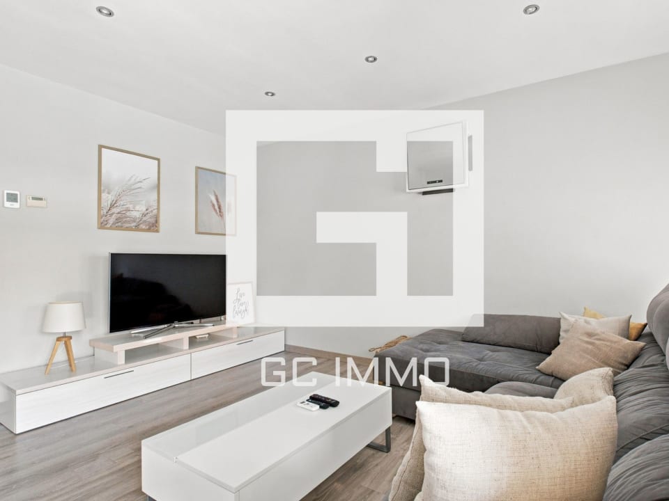 Casa en venta en Palau Savardera, boheras — 1