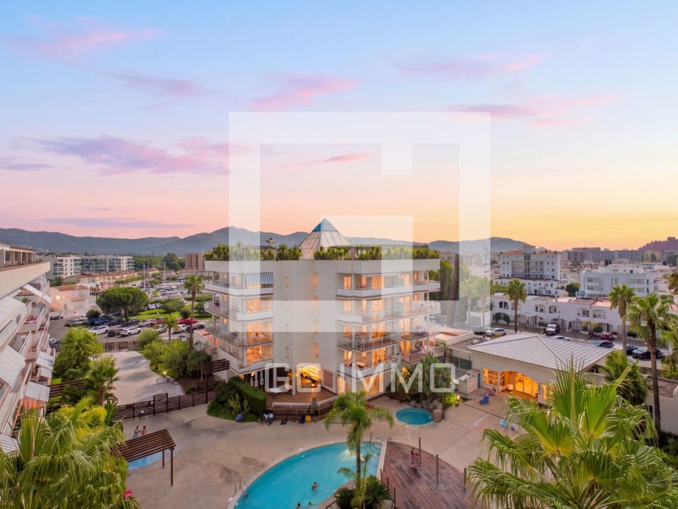 Apartamento en venta en Port Canigó — 1