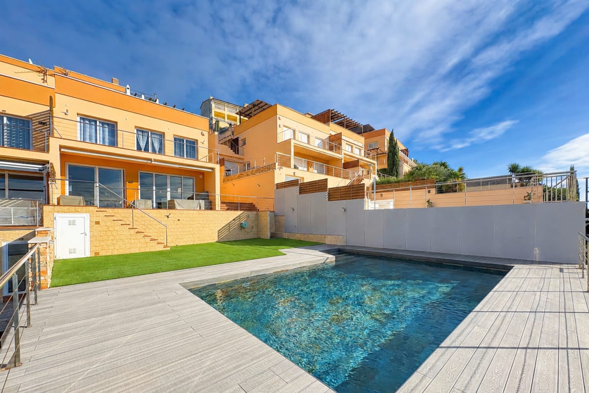 ESPECTACULAR CASA CON PISCINA I VISTA PANORAMICA A ROSES — 19