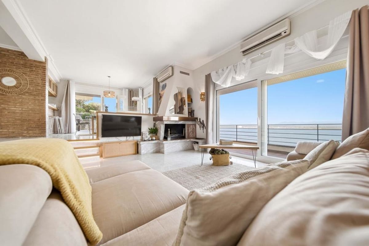 Casa con piscina con vistas panorámicas a la bahía de roses  — 18