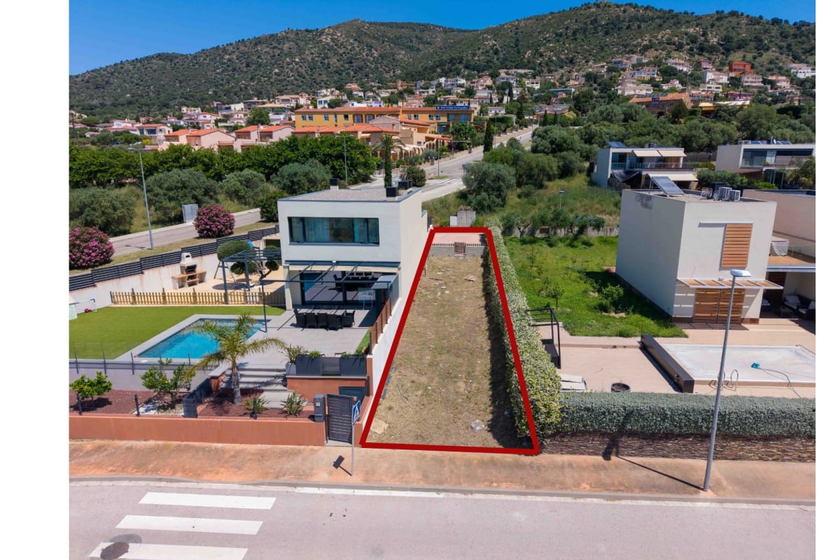 CASA DE OBRA NUEVA CON PISCINA EN PALAU CON INCREIBLES VISTAS  — 3