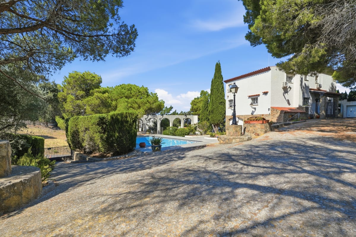 Chalet independiente en el Puigrom con vistas a la bahía  — 26