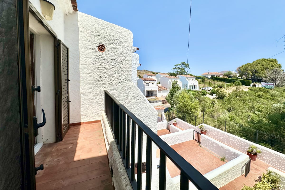 Casa con licencia turistica y piscina — 47