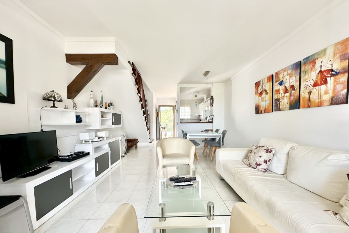 Casa con licencia turistica y piscina — 20