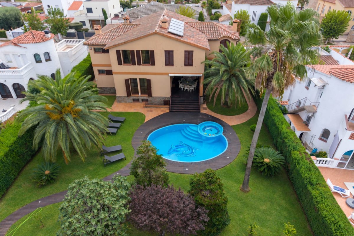 Impresionante casa en Empuriabrava con amarre de 24m — 4