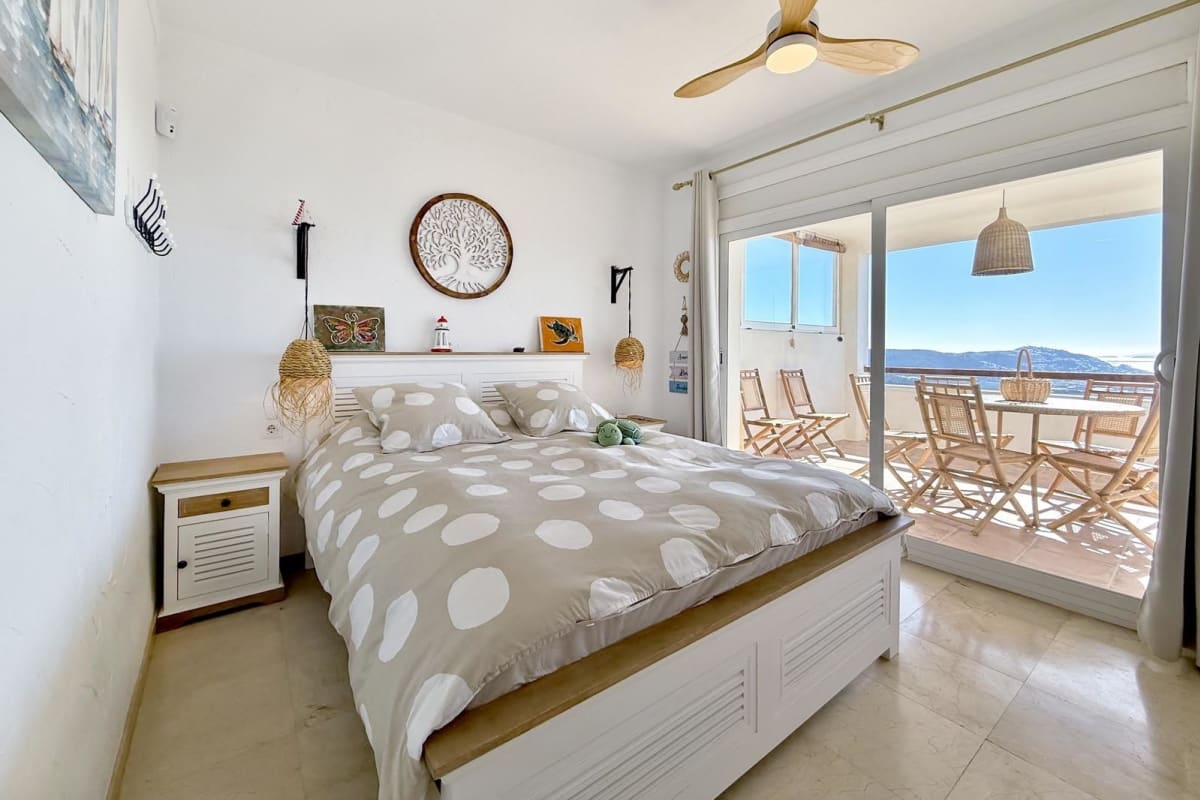 Villa con espectaculares vistas a la bahía de Roses y piscina privada — 20