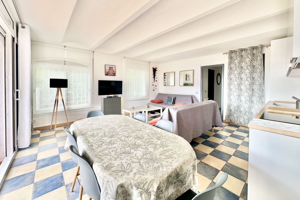 Apartamento a 50 m de la playa con vistas al mar – Canyelles Petites — 8