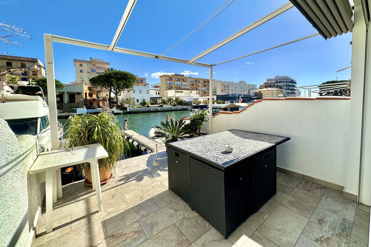 Casa con amarre privado y garaje en Santa Margarita — 9