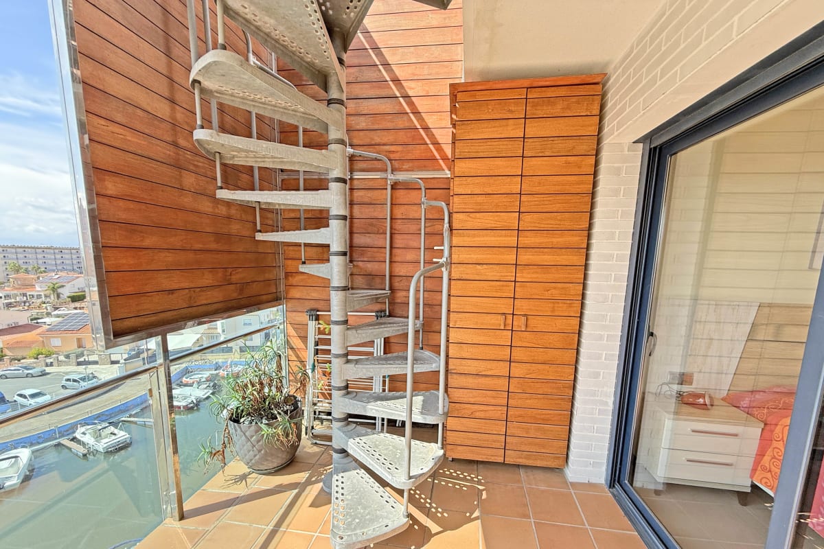 Espectacular apartamento con piscina en Santa Margarita — 57