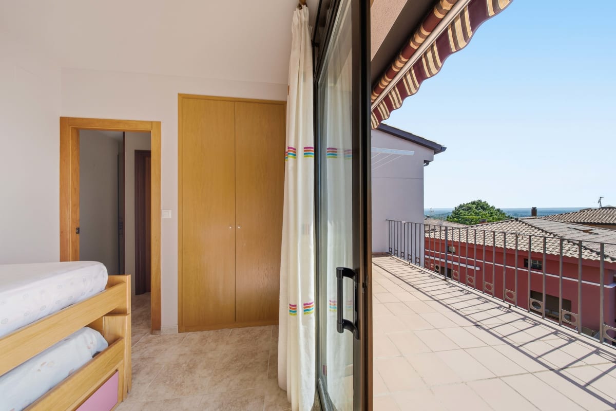 Chalet adosado en venta en Palau Savardera  — 11